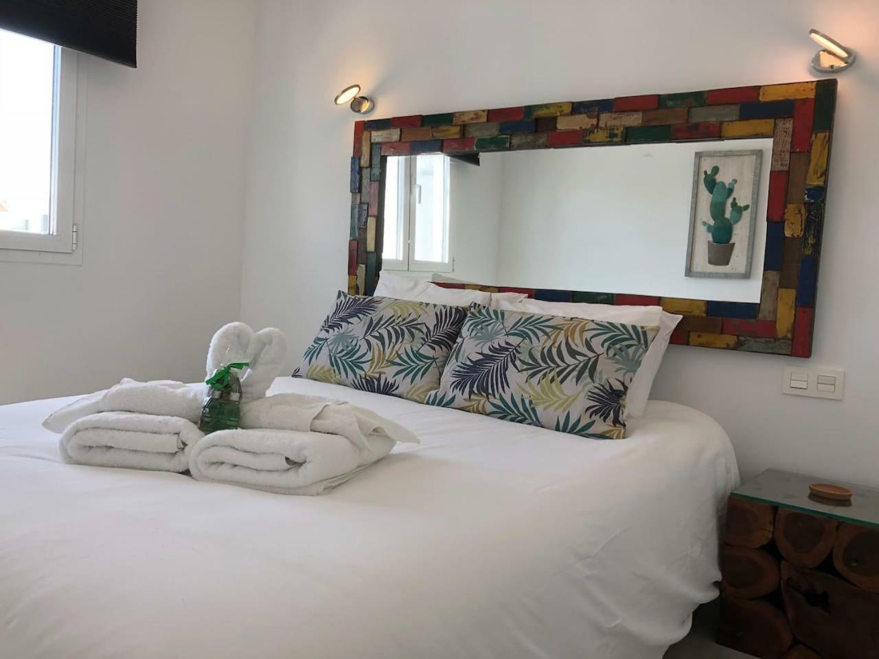 Sea Breeze With Shared Pool And Near The Beach Apartment กอสตา เตกีสเซ ภายนอก รูปภาพ
