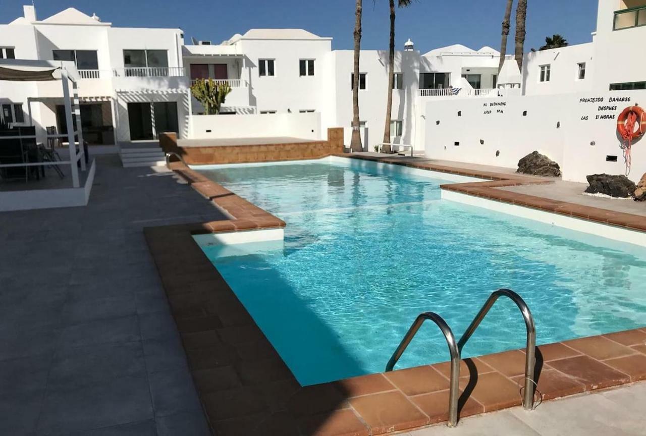 Sea Breeze With Shared Pool And Near The Beach Apartment กอสตา เตกีสเซ ภายนอก รูปภาพ